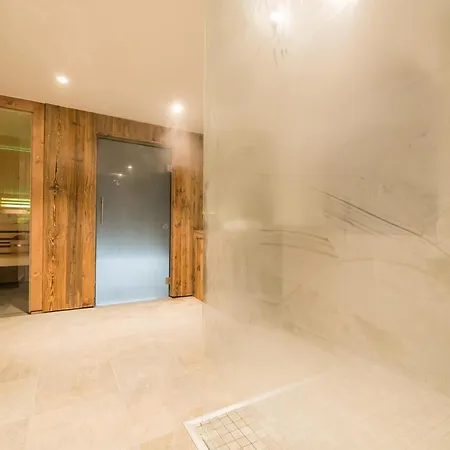 Chalet Stylish In Charming Megeve Praz-sur-Arly
